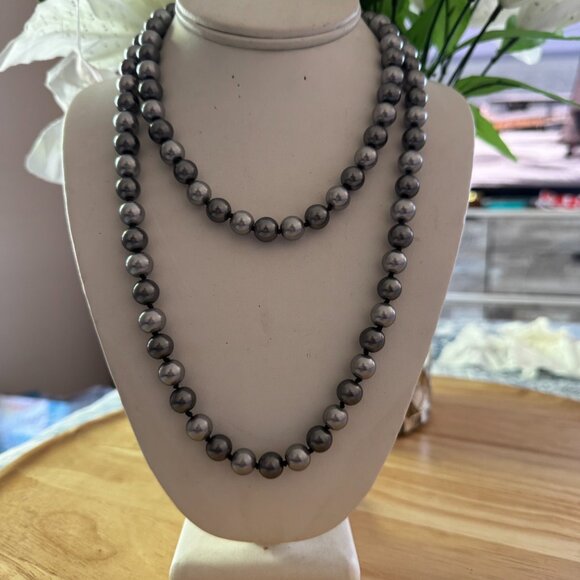 Jewelry - ELEGANT STATEMENT CROSS NECKLACE